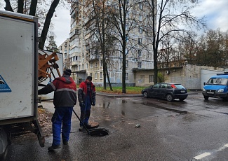 Рейд по очистке канализационных сетей